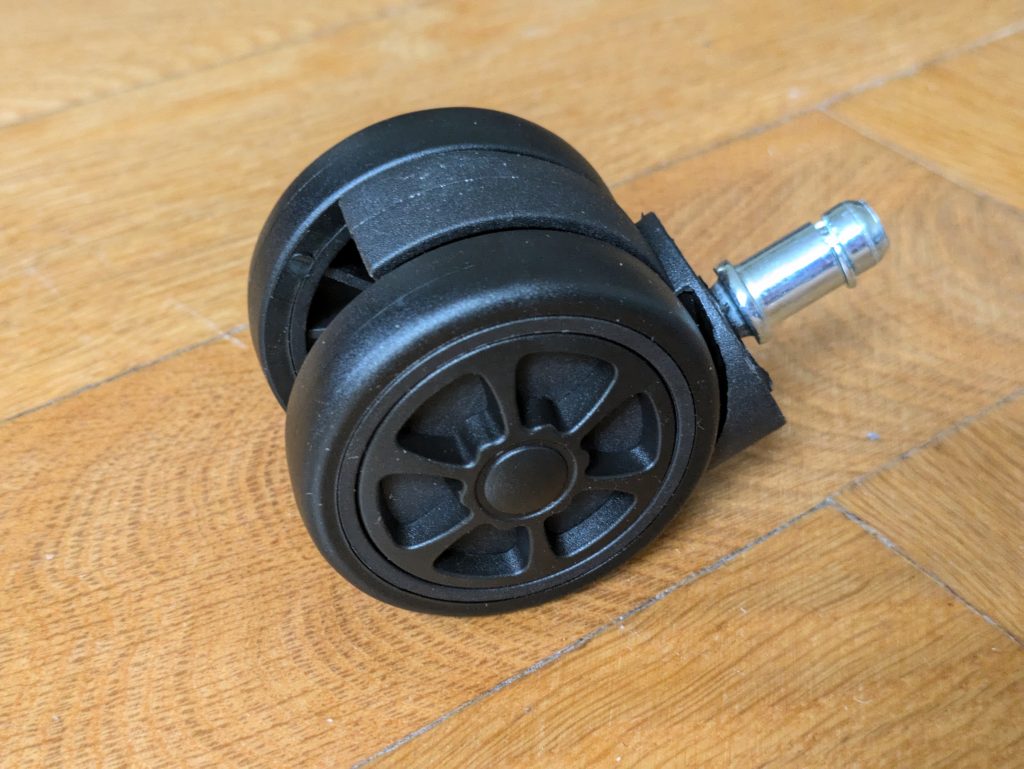 Rollen des Robas Lund DX Racer 6 OHFD32NW Gaming Stuhls