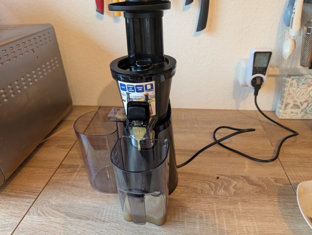Severin ES 3571 Slow-Juicer Äpfel entsaften