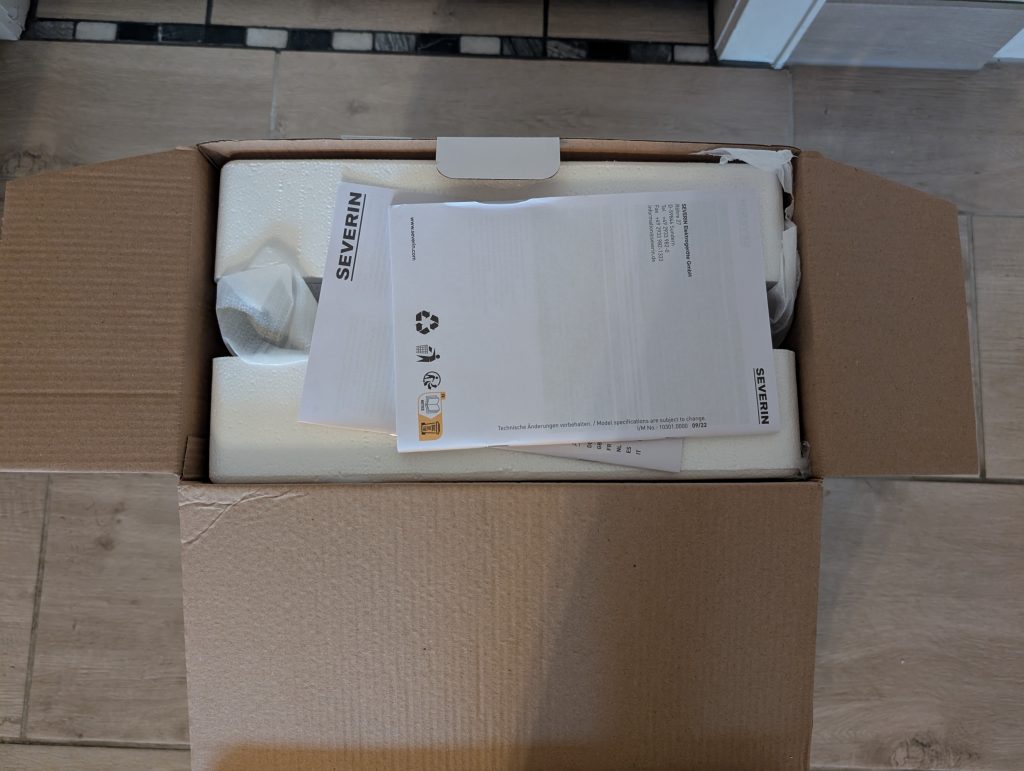 Severin ES 3571 Slow-Juicer Verpackung geöffnet