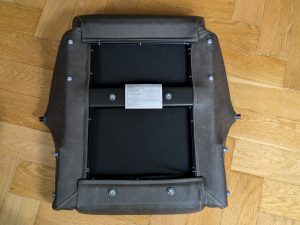 Sitzfläche des Dowinx LS 6689 Gaming-Stuhls von unten