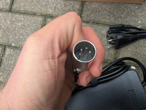 Stecker des Egret X+ E-Scooters
