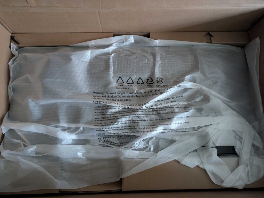Verpackung des Acer VERO CB343CURD Monitors geöffnet (2)