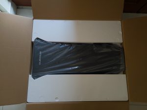 Verpackung des Quersus ICOS Edition ONE Gaming-Stuhls geöffnet (4)
