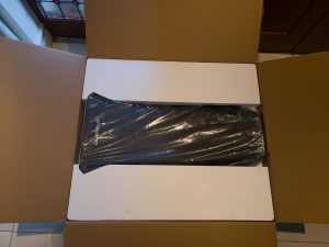 Verpackung des Quersus ICOS Edition ONE Gaming-Stuhls geöffnet (5)