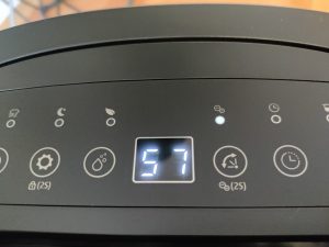 Greenmigo Alpha-12 Plus Luftentfeuchter Feuchtigkeitsanzeige auf Bedienfeld