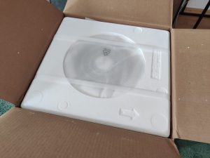 Midea Cube 20 Luftentfeuchter Verpackung von oben