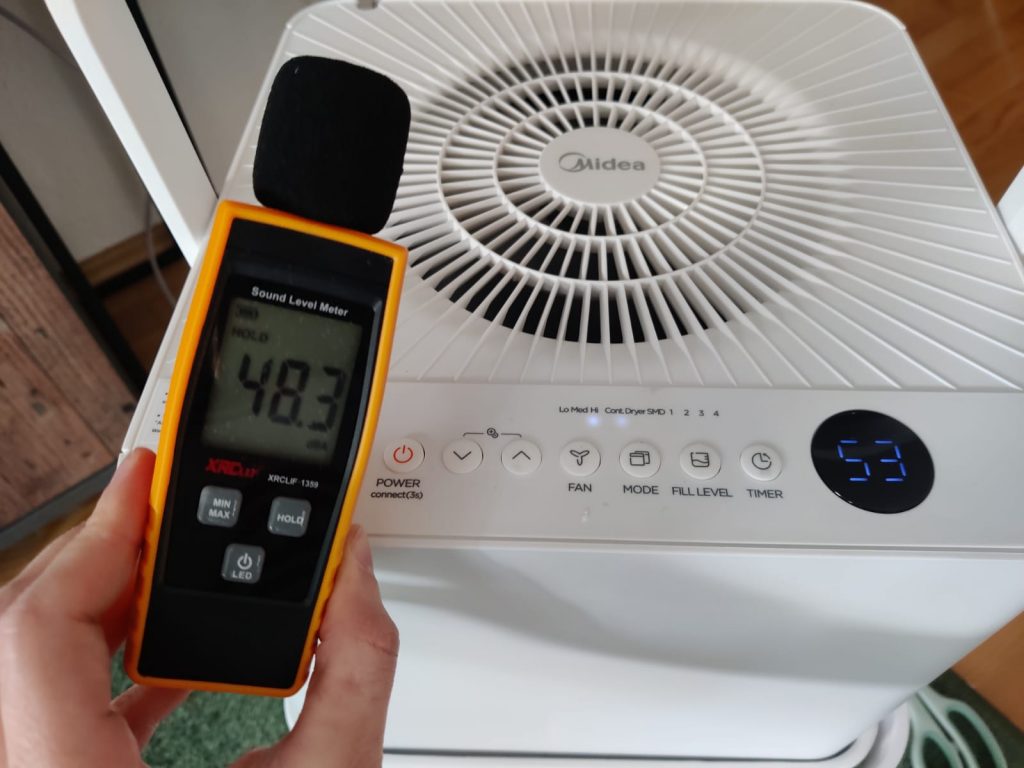 Midea Cube 20 Luftentfeuchter Lautstärke auf höchster Stufe