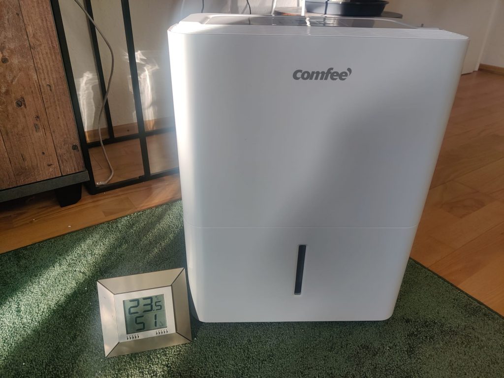 Comfee MDDN-12DEN7 Luftentfeuchter Luftfeuchtigkeit am Schluss
