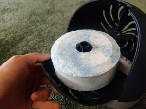 Pattex Aero 360º Luftentfeuchter Granulat eingelegt 2