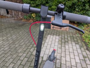 Xiaomi 4 Lite E-Scooter von vorne