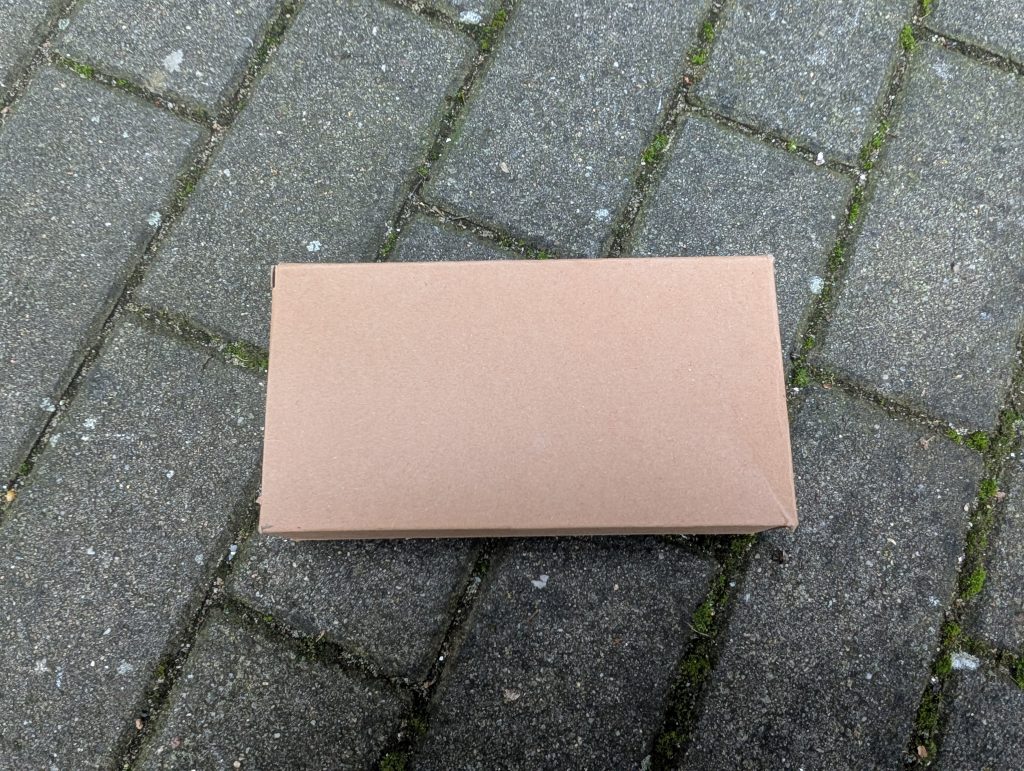 Zubehörverpackung des Acer AES023 E-Scooters