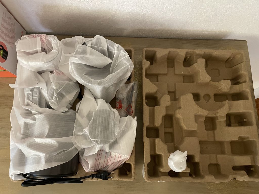 nutribullet NBJ500 Slow-Juicer alle Einzelteile verpackt