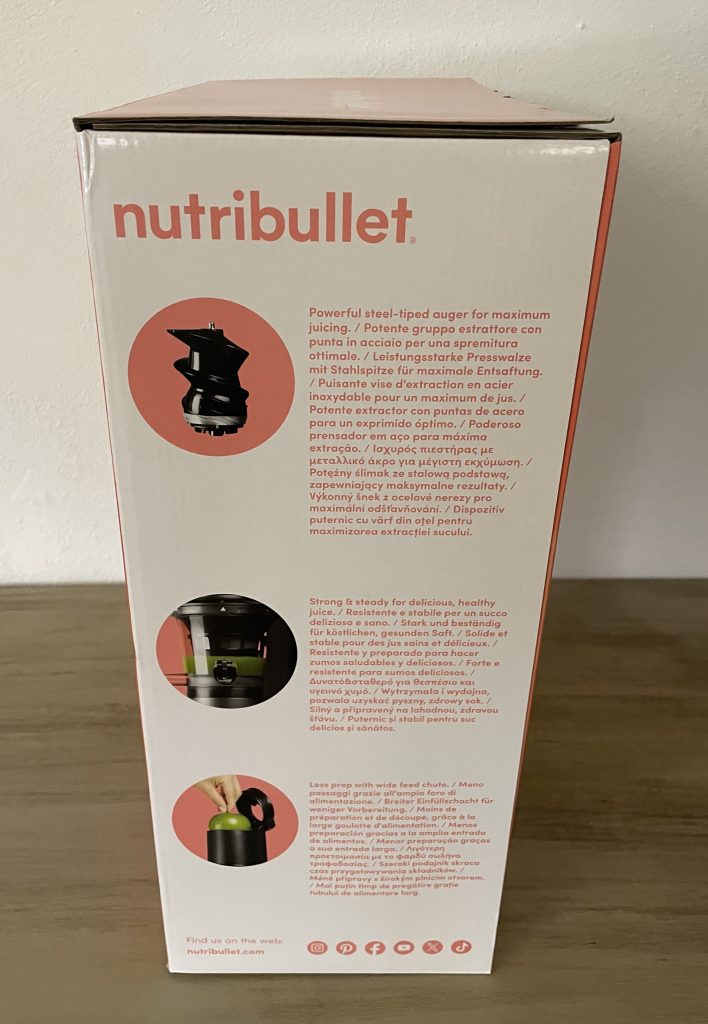 nutribullet NBJ500 Slow-Juicer im Karton von der rechten Seite