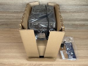 De'Longhi Magnifica Evo Next ECAM 310.60.B Kaffeevollautomat ausgepackt 1
