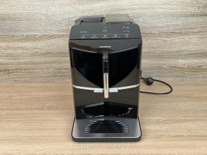Siemens EQ300 TF301E19 Kaffeevollautomat Frontansicht
