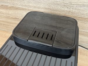 De'Longhi Magnifica Evo Next ECAM 310.60.B Kaffeevollautomat Detail Bohnenbehälter 1