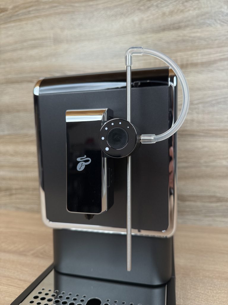 Tchibo Esperto Pro Kaffeevollautomat Detail Milchaufschäumer