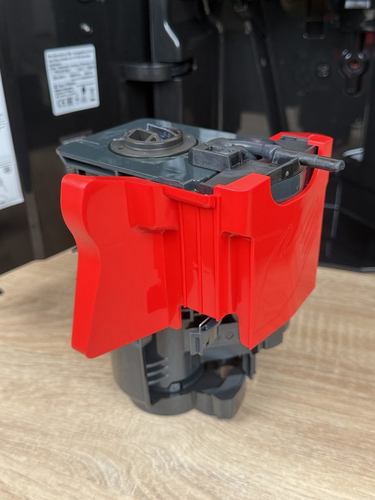 Siemens EQ300 TF301E19 Kaffeevollautomat ausgebaute Brühgruppe