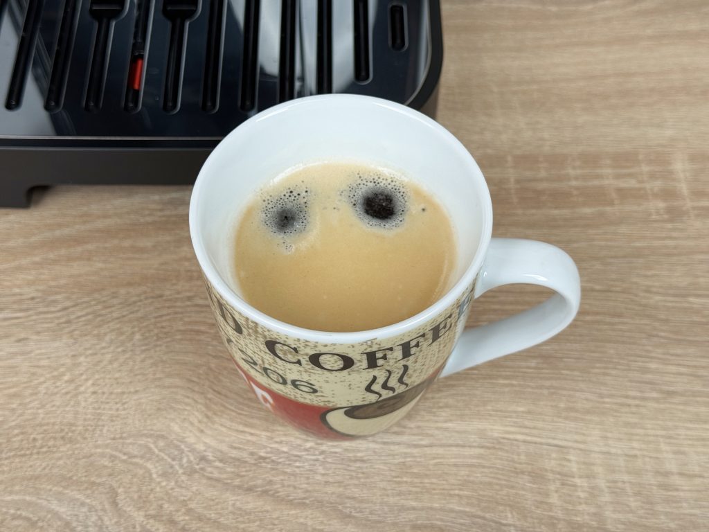 De'Longhi Magnifica Evo Next ECAM 310.60.B Kaffeevollautomat abgefüllter Kaffee