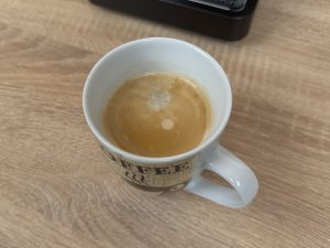Tchibo Esperto Pro Kaffeevollautomat fertiger Kaffee Crema 2