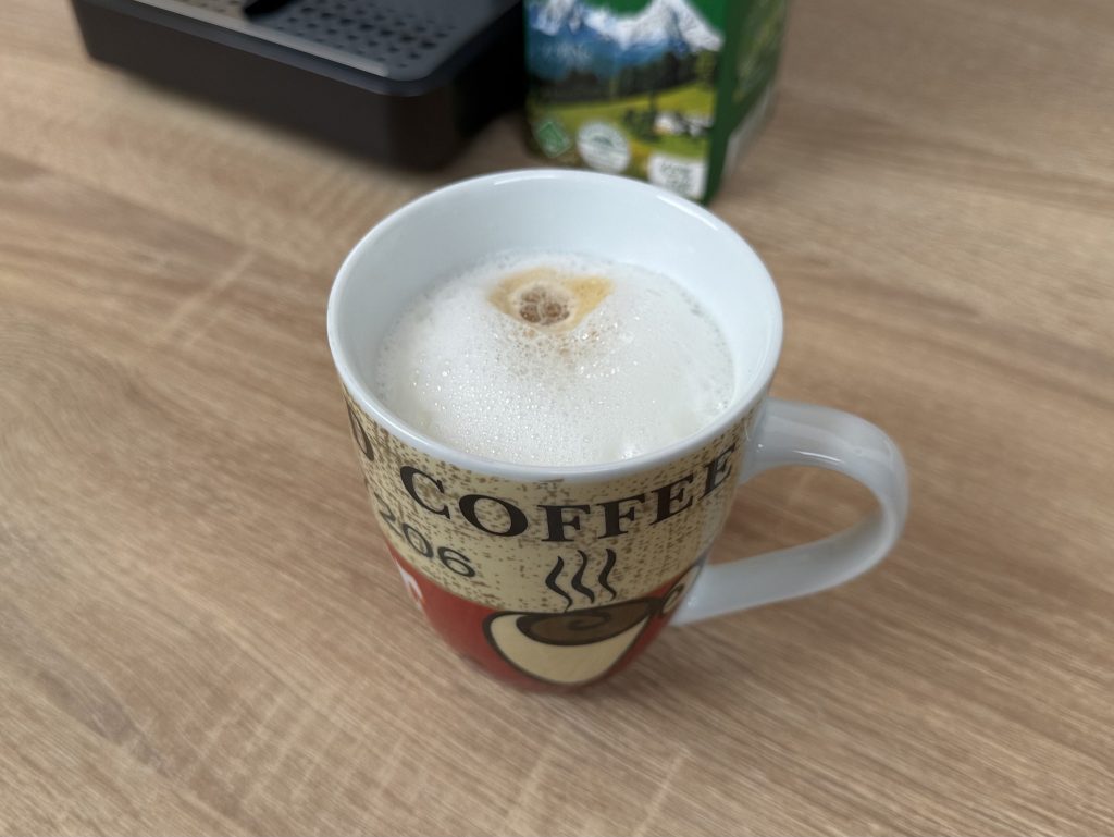 Tchibo Esperto Pro Kaffeevollautomat fertiger Cappucccino