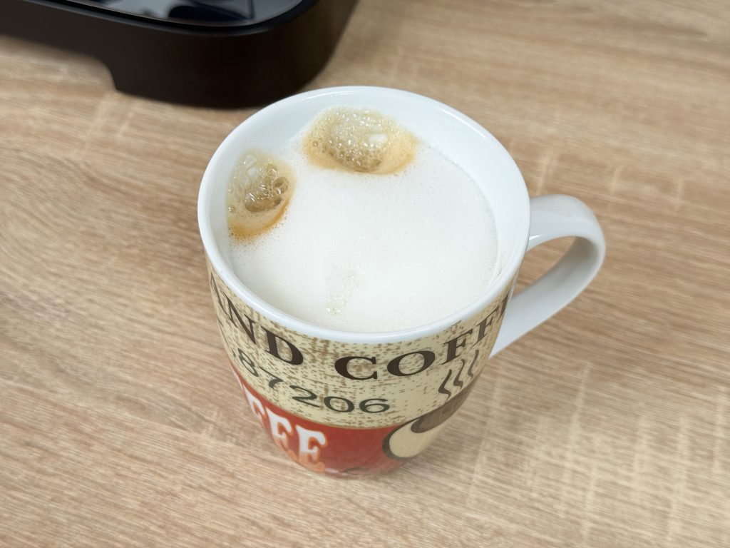 De'Longhi Magnifica Evo Next ECAM 310.60.B Kaffeevollautomat abgefüllter Cappuccino