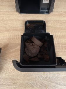 Tchibo Esperto Pro Kaffeevollautomat voller Tresterbehälter