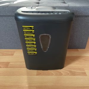 Amazon Basics Aktenvernichter