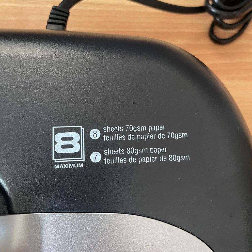 Amazon Basics Aktenvernichter Infos