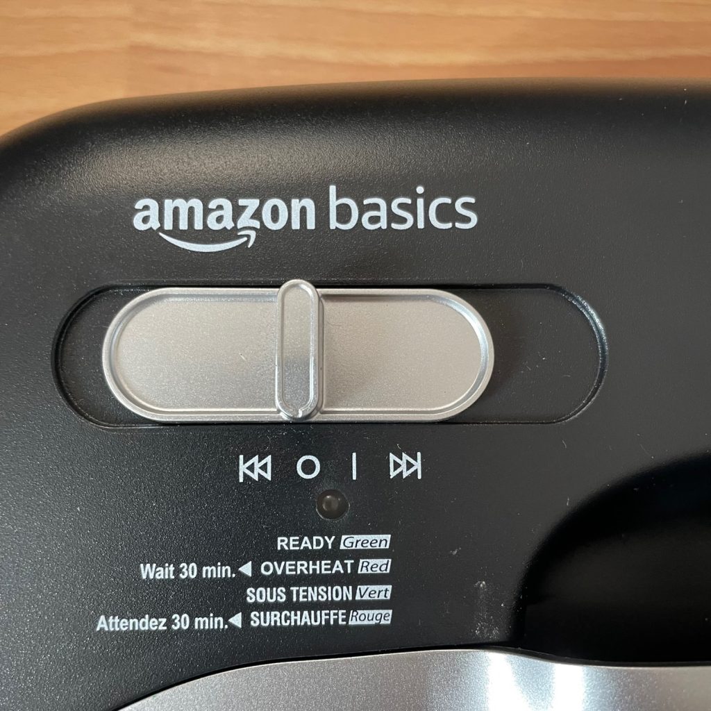 Amazon Basics Aktenvernichter Schiebeschalter