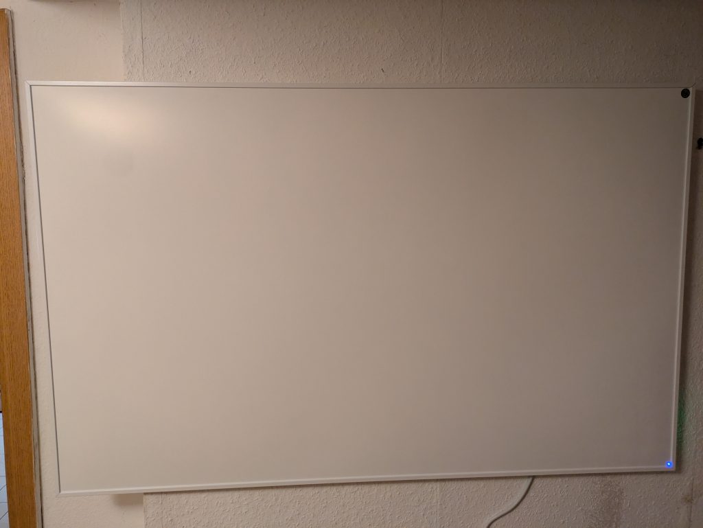 Angeschaltete Beycold 900 Infrarotheizung