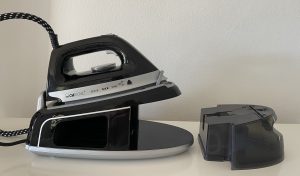 Clatronic® DBS 3749 Dampfbügelstation ohne Wassertank