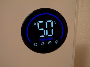 Display der Heidenfeld HF-HP 150 Infrarotheizung
