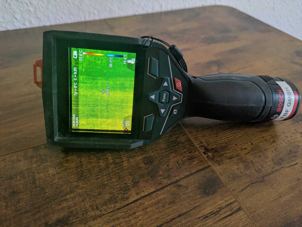 Für den Test der Infrarotheizungen verwendete Wärmebildkamera