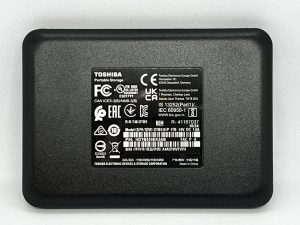 Toshiba Canvio Partner ‎HDTB510EK3AB externe Festplatte Rückseite