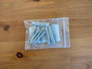 Montagematerial der TROTEC TIH 500 S Infrarotheizung