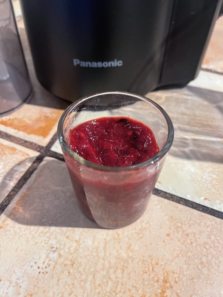 Panasonic MJ-L700KXE Slow-Juicer Sorbet