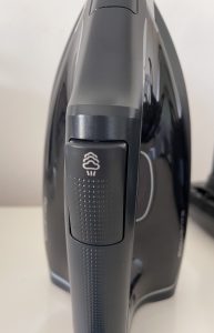Rowenta Eco Steam Pro DG9610 Dampfbügelstation Nahaufnahme Dampftaste