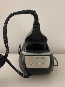 Rowenta Eco Steam Pro DG9610 Dampfbügelstation von hinten