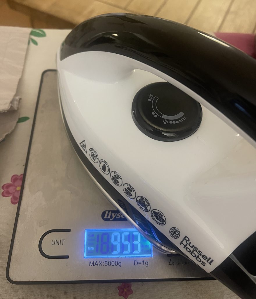 Russell Hobbs 24420-56 Dampfbügelstation Gewicht Handstück
