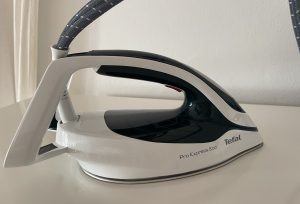 Tefal Pro Express Eco GV9E21E0 Dampfbügelstation hHandstück Seitenansicht