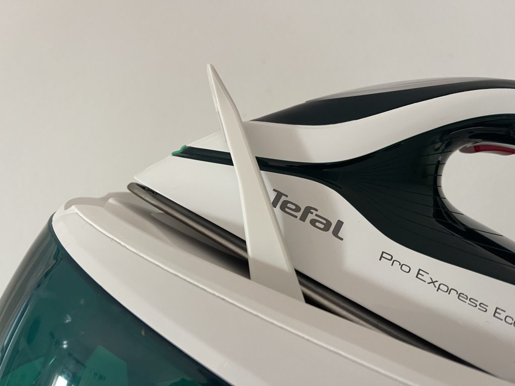 Tefal Pro Express Eco GV9E21E0 Dampfbügelstation verschlossene Transportsicherung