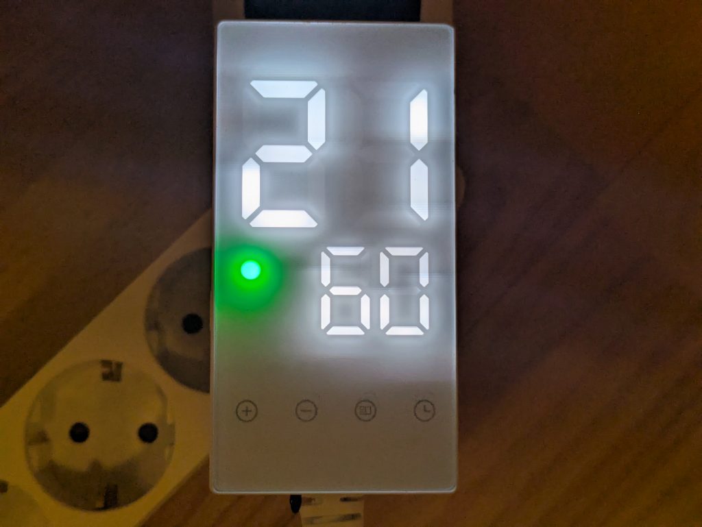 Thermostat der Heidenfeld HF-HP 100-3 Infrarotheizung (2)