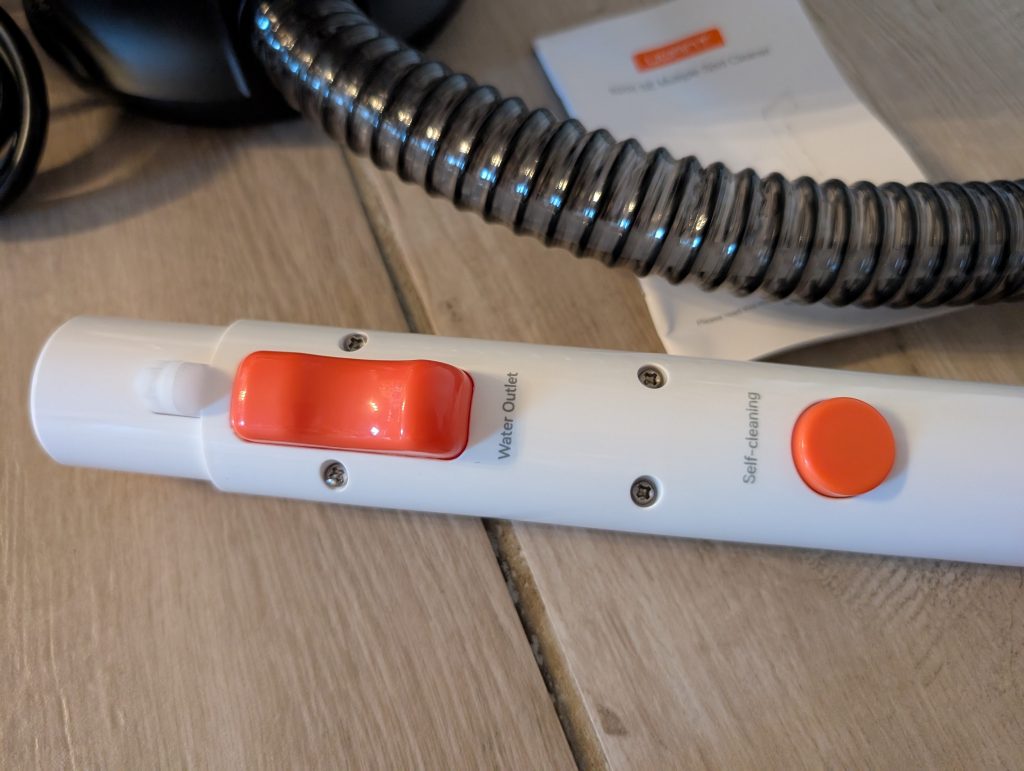 Uwant B200 SE Saugwischer Bedienelemente am Griff