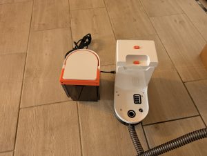 Uwant B200 SE Saugwischer Wassertank abgenommen