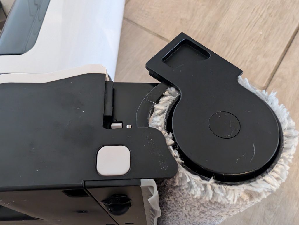 Uwant D100 Saugwischer Verriegelungsmechanismus Walze offen