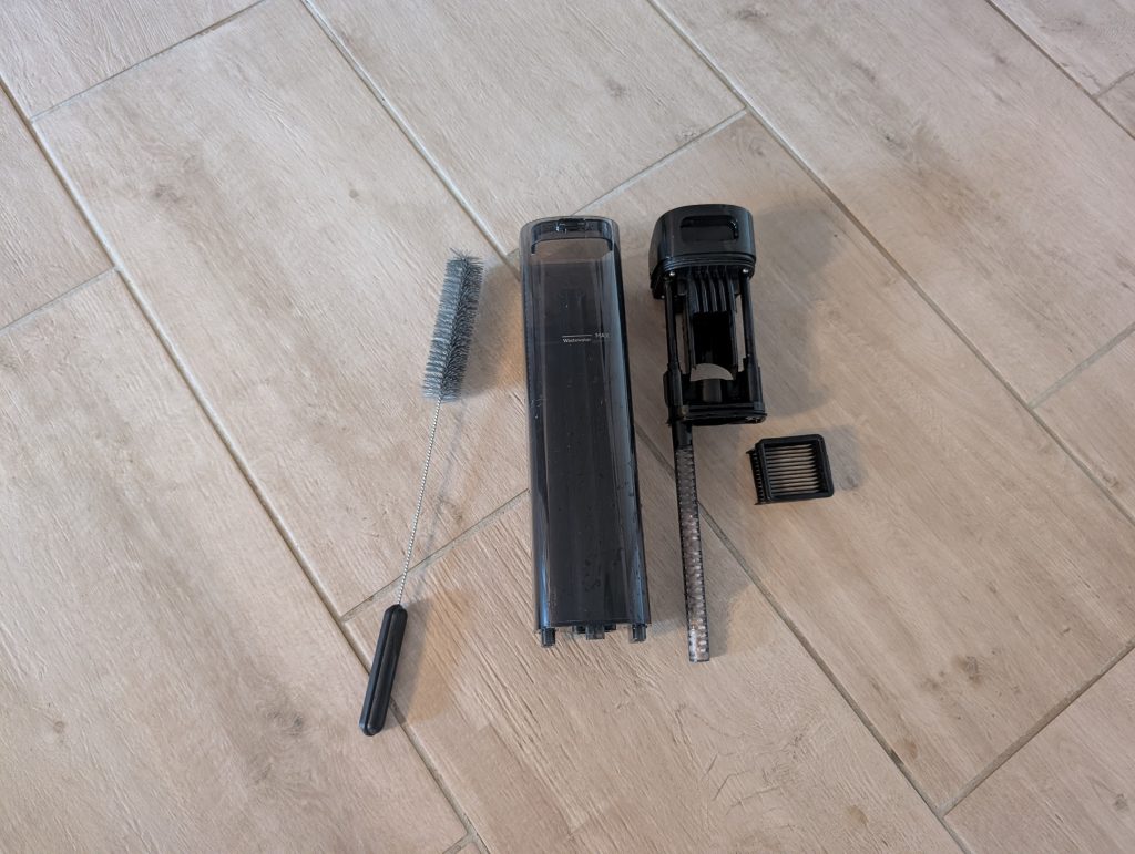 Uwant D100 Saugwischer Wassertank, Filter, Reinigungsbürste