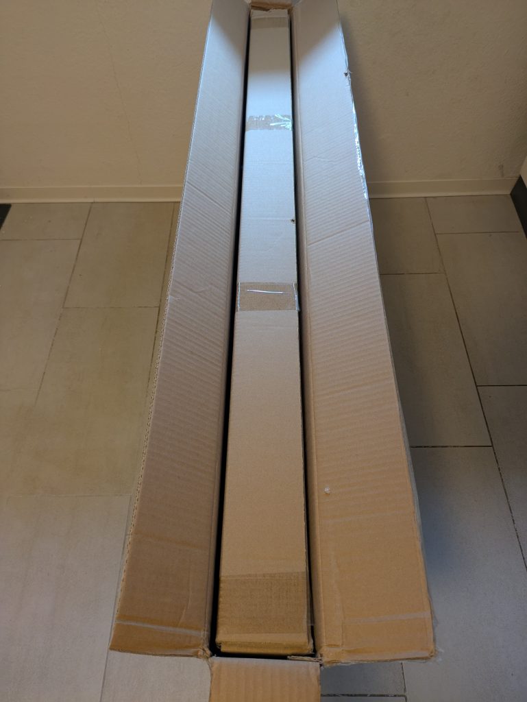 Verpackung der Heidenfeld HF-HP 150 Infrarotheizung geöffnet