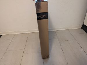 Verpackung der Kesser 350W Infrarotheizung von der Seite