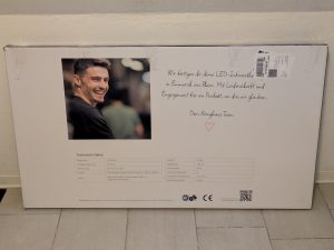 Verpackung der Könighaus M-1000 LED Infrarotheizung von hinten